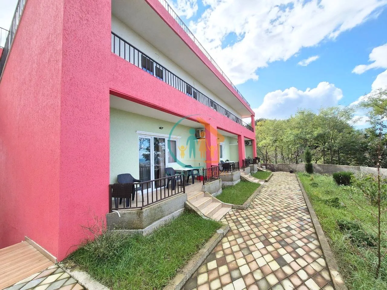 3-комнатная квартира в таунхаусе, 50 м², 600$